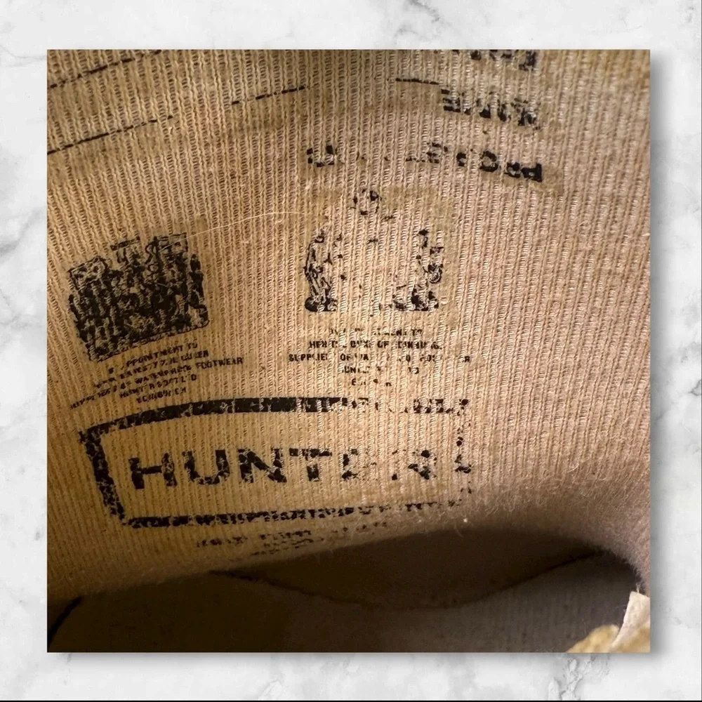 Hunter Kids First Classic Metallic Rain Boots in silver size 4